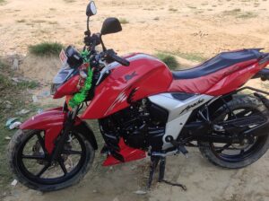 Motorcycle Apache RTR 160 4V