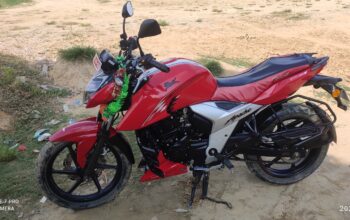 Motorcycle Apache RTR 160 4V